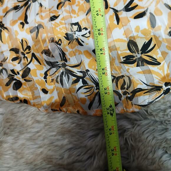 Adrienne Vittadini Floral Blouse L Yellow White Black V-Neck Sheer Long Sleeve - Picture 6 of 8